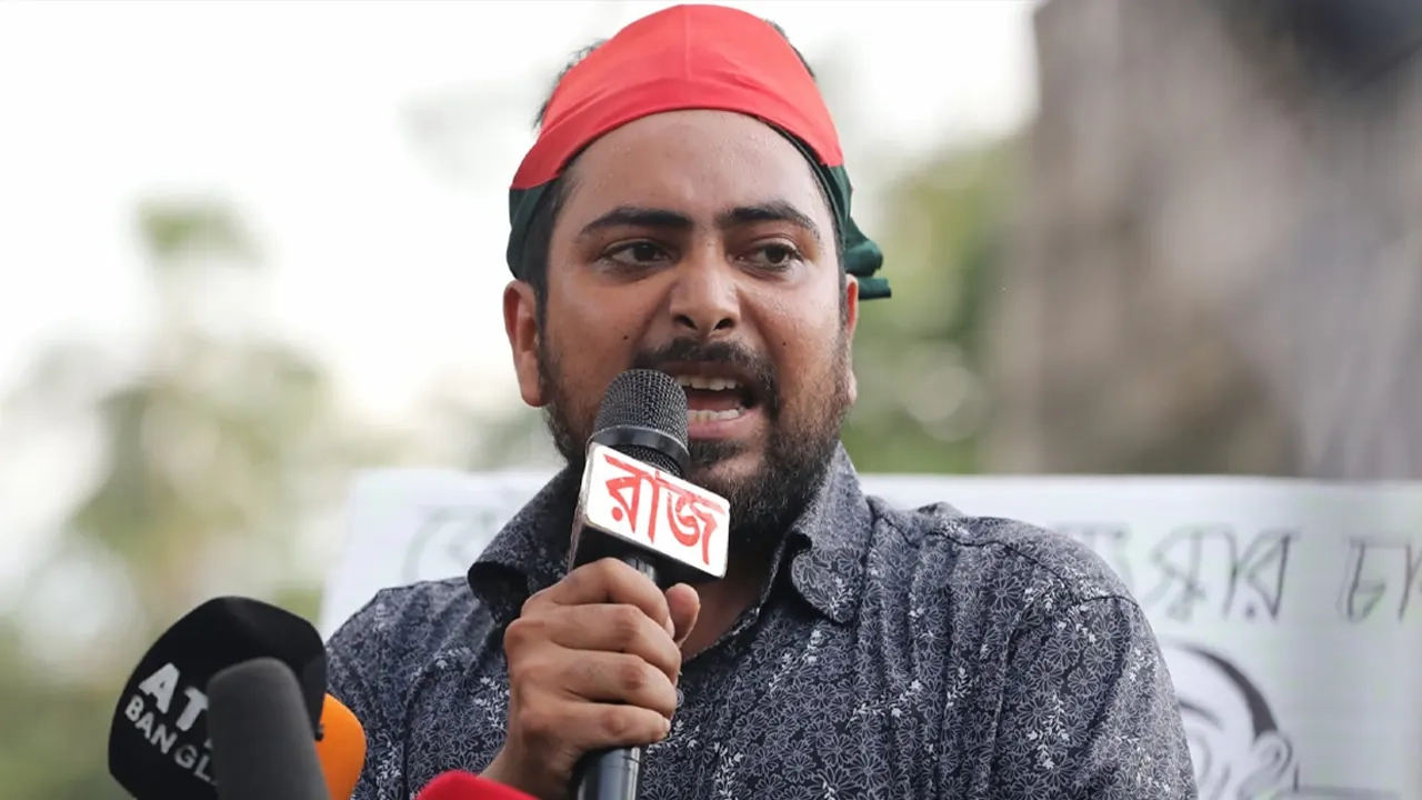 কেউ যেন লুটপাটের সুযোগ না পায় : নাহিদ ইসলাম