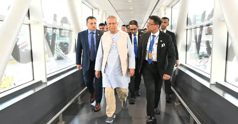 ওয়ার্ল্ড ফুড ফোরামে যোগ দিতে রোম পৌঁছেছেন প্রধান উপদেষ্টা