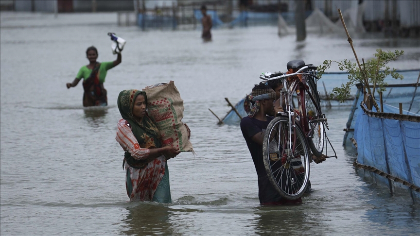 জলবায়ু পরিবর্তনে বাড়ছে দুর্যোগ, তবে প্রাণহানি কম