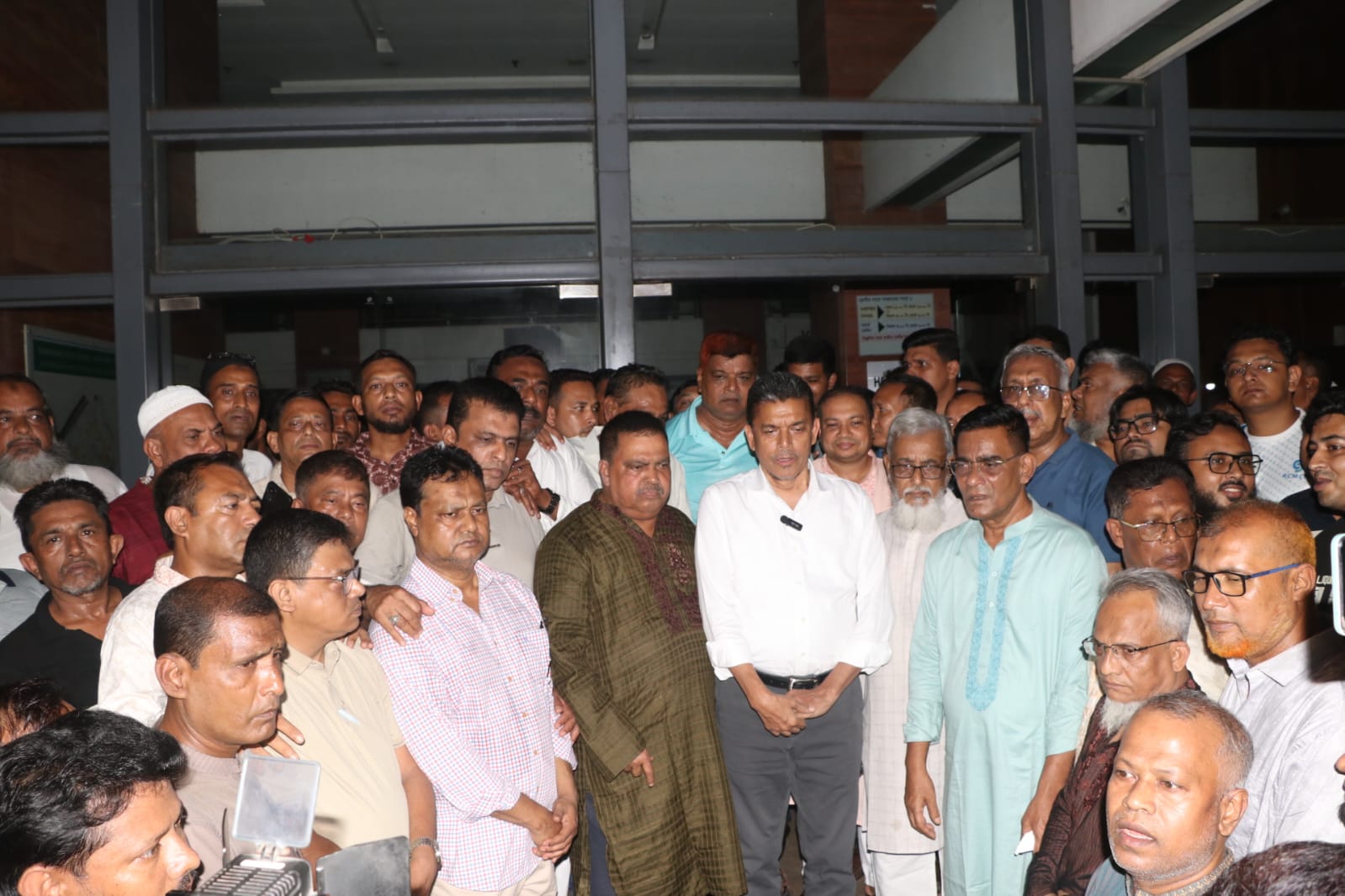 ঐক্যবদ্ধ প্রচেষ্টায় রক্ষা পেল সিটি মেডিকেল হাসপাতাল : দ্রুত চালুর ঘোষণা হুইপ বকুলের
