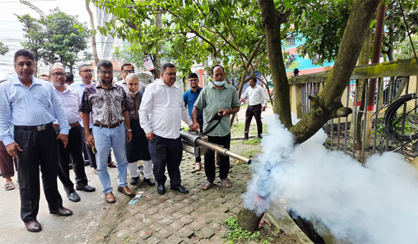 জনগণের দুর্ভোগ কমাতে সরকার বিভিন্নমুখী পদক্ষেপ নিয়ে কাজ করে যাচ্ছে